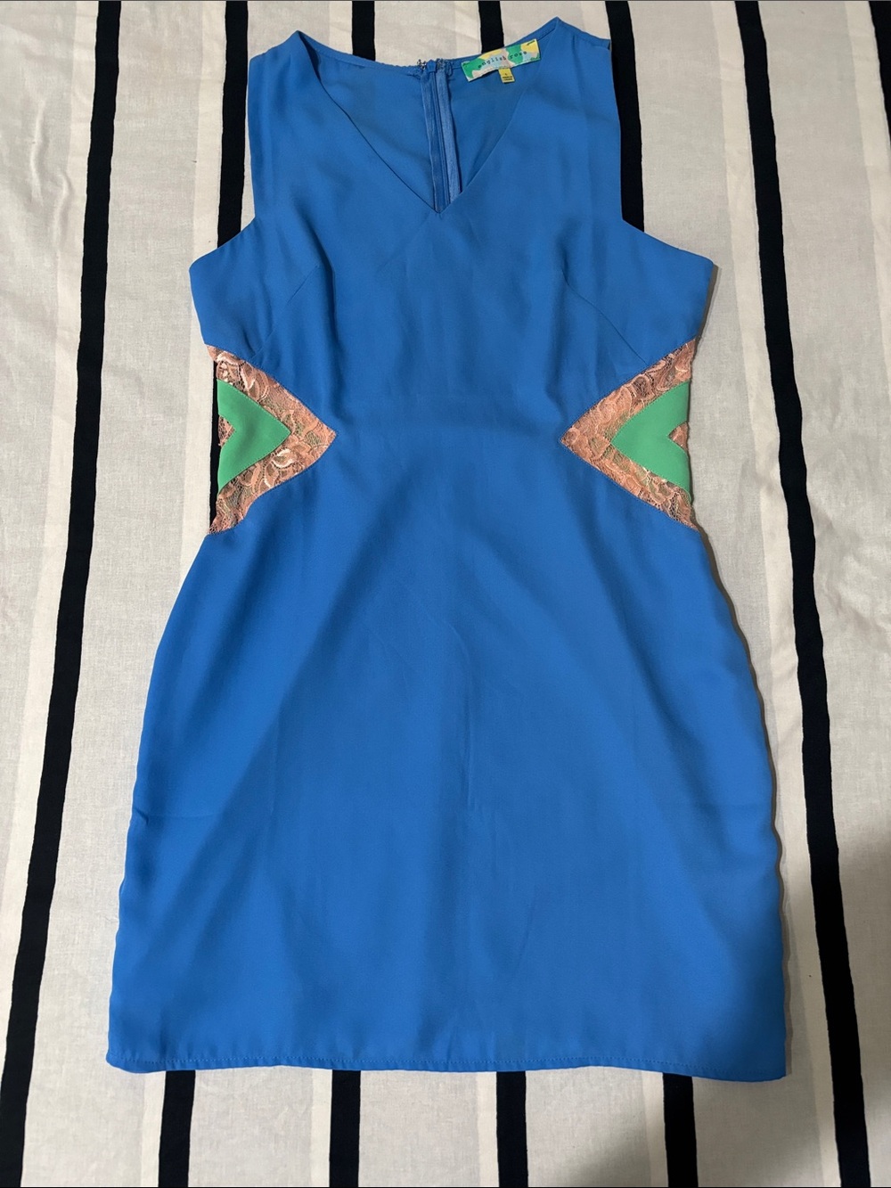 Blue Sleeveless Sheath Dress